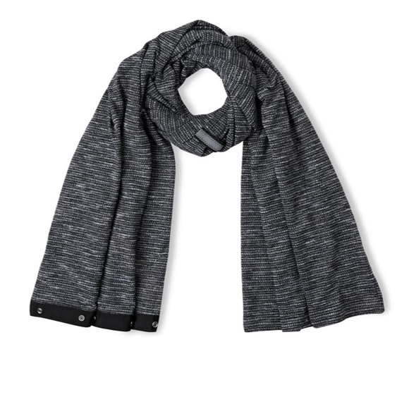 Lululemon Vinyasa Scarf, Coco Pique Black White, New condition w/ tags attached - Picture 3 of 16
